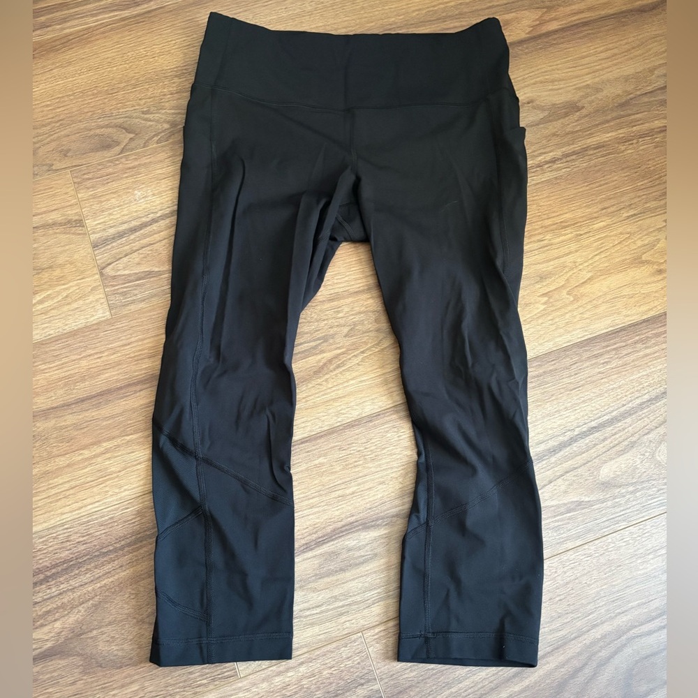 Black Cropped Lululemon Leggings